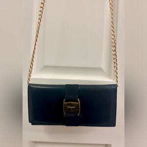 SALVATORE FERRAGAMO Feminine Navy Leather Vara Bow Long Wallet W/ Crossbody